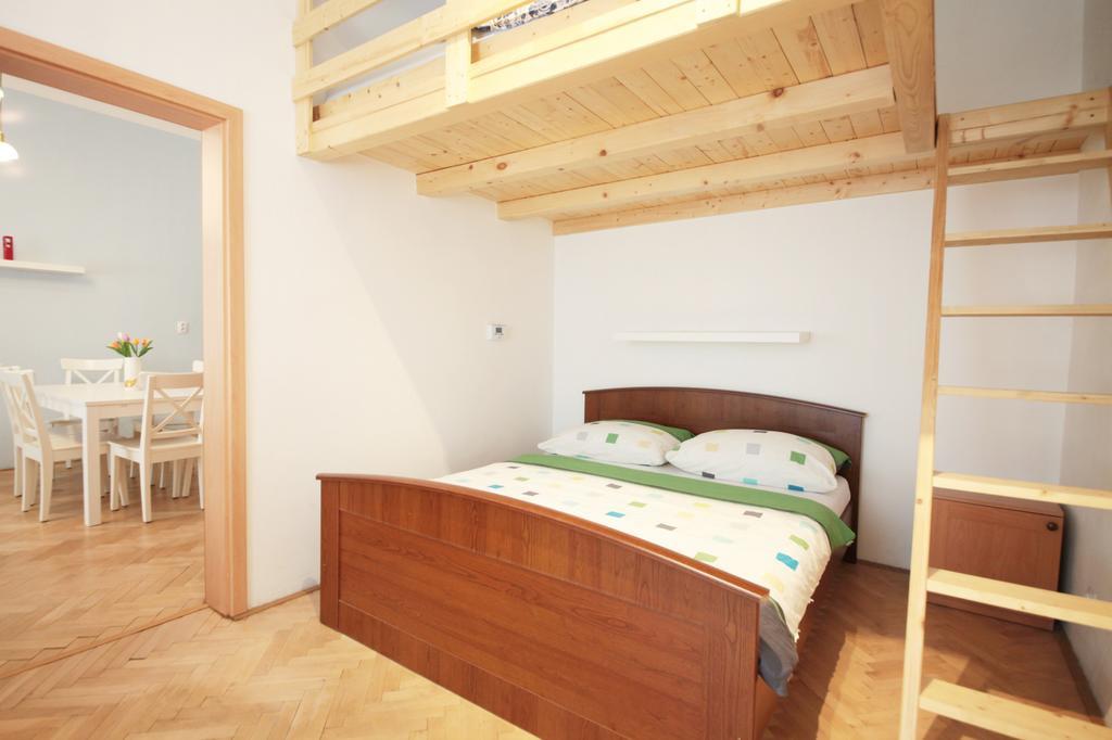 Condo Vinohrady II Praag Buitenkant foto