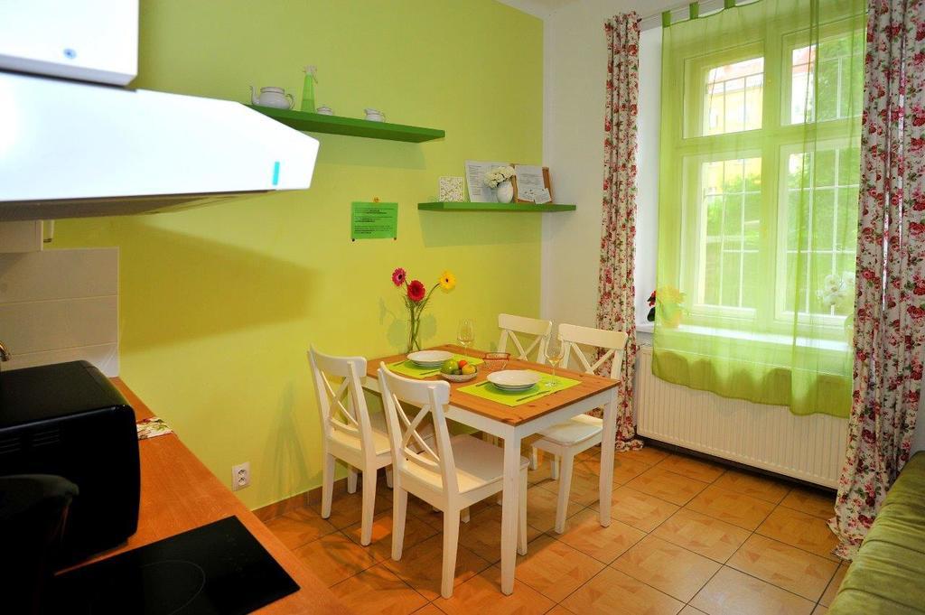 Condo Vinohrady II Praag Buitenkant foto